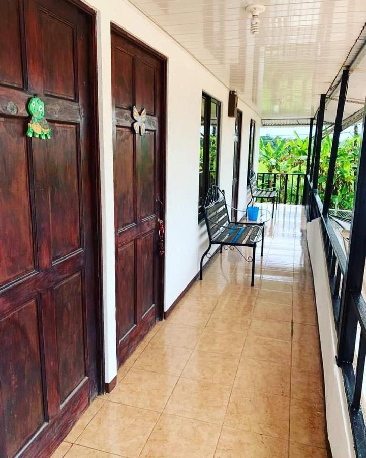 Cabinas Playa Bandera Apart otel Parrita Dış mekan fotoğraf